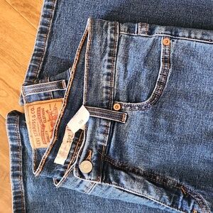 Levi's EUC LADIES 12s 512 Perfectly Slimming boot cut jeans